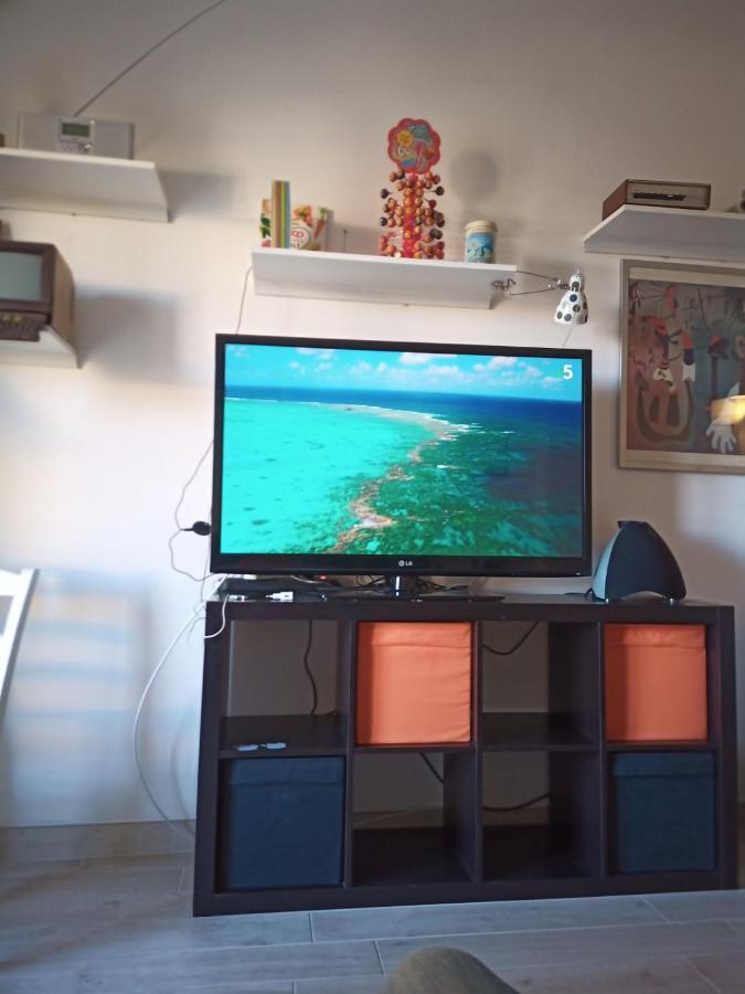 Grand F2 60Mq Centre Antibes, Proche Plages, Commerces, 2 Balcons, Parking, Train, Bus, Deco Vintage, Pet Friendly, Ideal Famille Ou 1-2 Couples エクステリア 写真