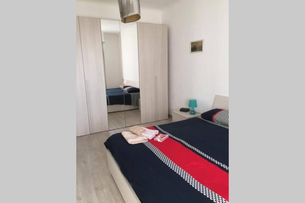 Grand F2 60Mq Centre Antibes, Proche Plages, Commerces, 2 Balcons, Parking, Train, Bus, Deco Vintage, Pet Friendly, Ideal Famille Ou 1-2 Couplesアパートメント エクステリア 写真