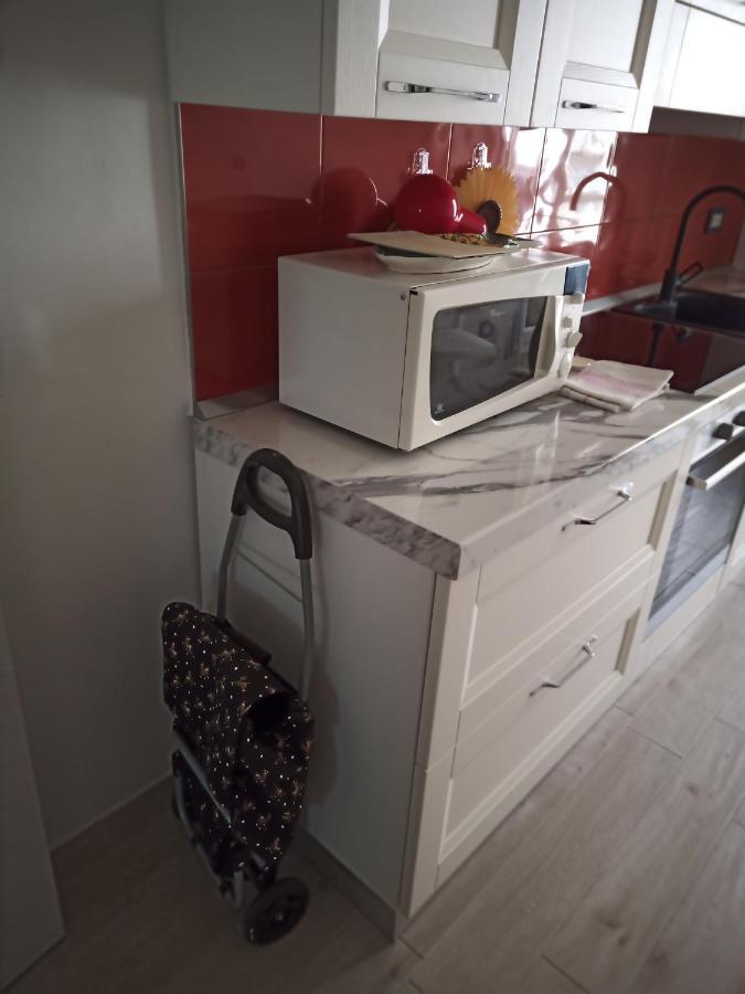 Grand F2 60Mq Centre Antibes, Proche Plages, Commerces, 2 Balcons, Parking, Train, Bus, Deco Vintage, Pet Friendly, Ideal Famille Ou 1-2 Couplesアパートメント エクステリア 写真