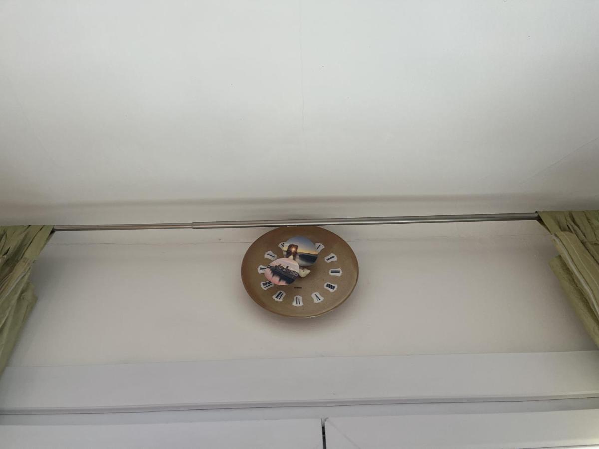 Grand F2 60Mq Centre Antibes, Proche Plages, Commerces, 2 Balcons, Parking, Train, Bus, Deco Vintage, Pet Friendly, Ideal Famille Ou 1-2 Couples エクステリア 写真