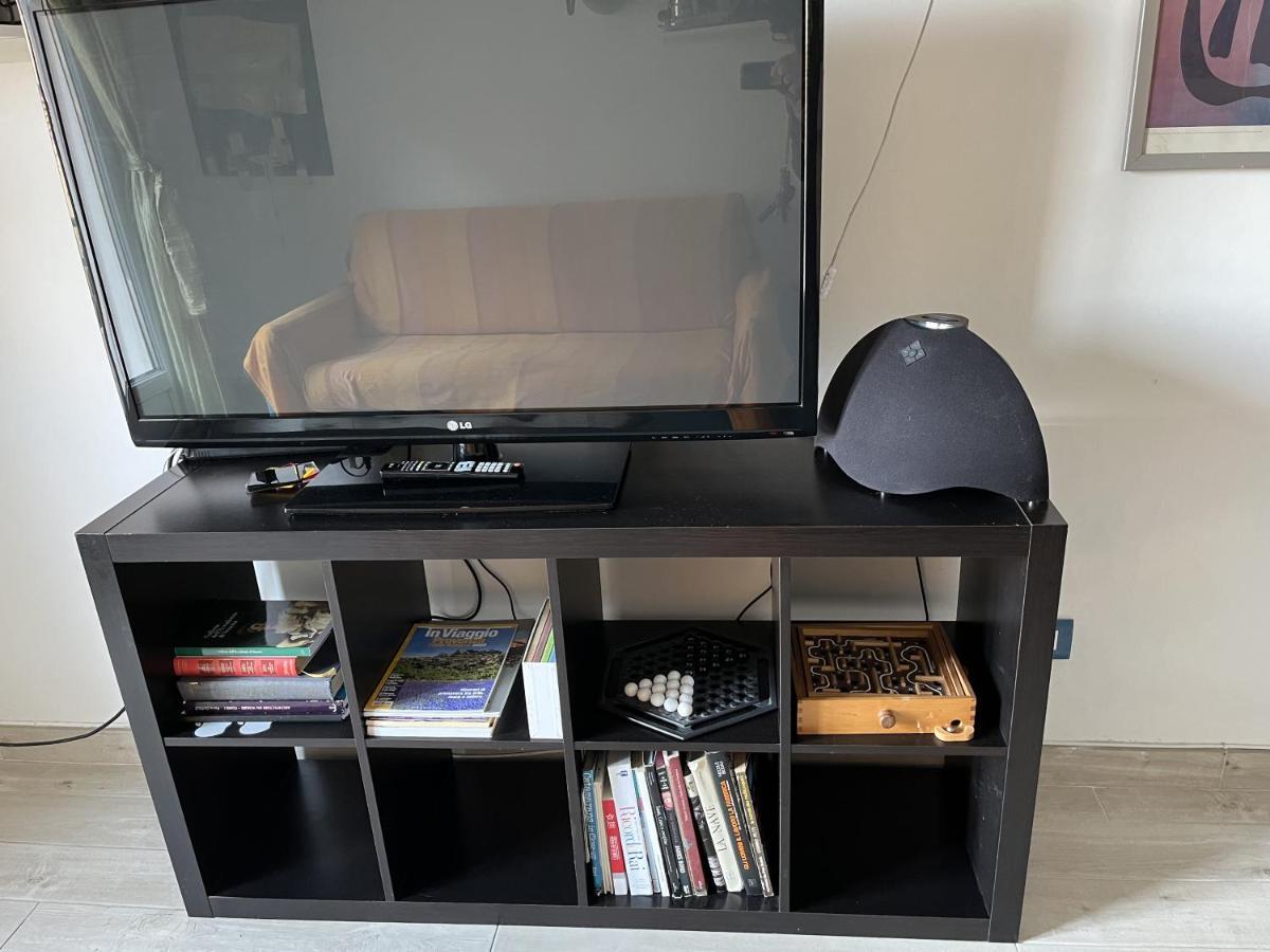 Grand F2 60Mq Centre Antibes, Proche Plages, Commerces, 2 Balcons, Parking, Train, Bus, Deco Vintage, Pet Friendly, Ideal Famille Ou 1-2 Couples エクステリア 写真